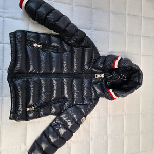 몽클레어 키즈 패딩점퍼 4세 4y