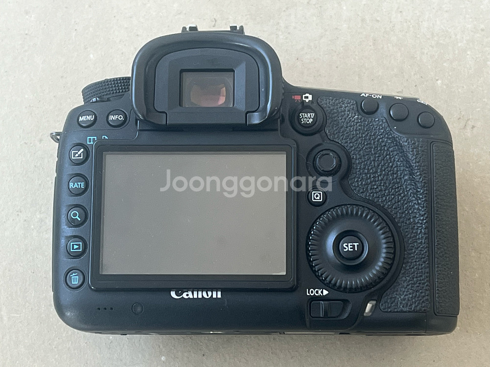 캐논 EOS 5D Mark III + EF 24-70mm f2.8 ll usm (신계륵)--1