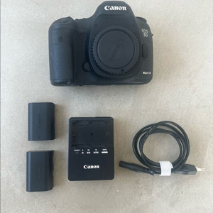 캐논 EOS 5D Mark III + EF 24-70mm f2.8 ll usm (신계륵)