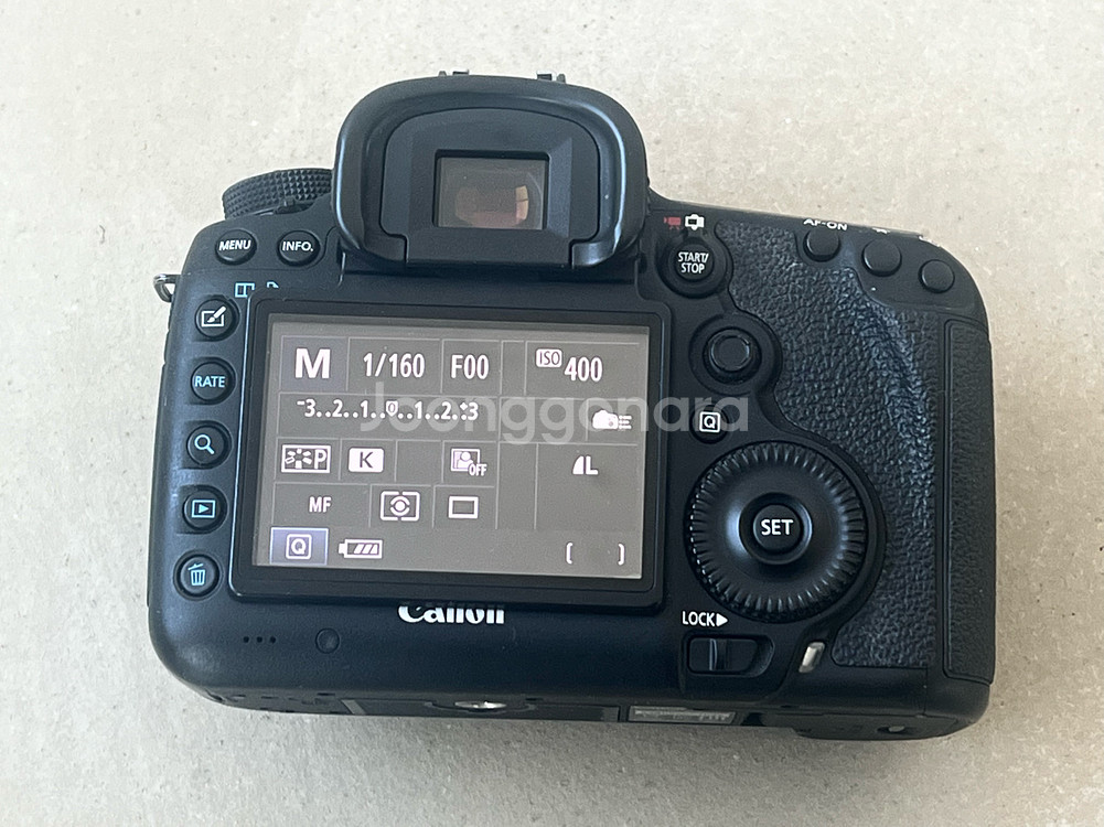 캐논 EOS 5D Mark III + EF 24-70mm f2.8 ll usm (신계륵)--2