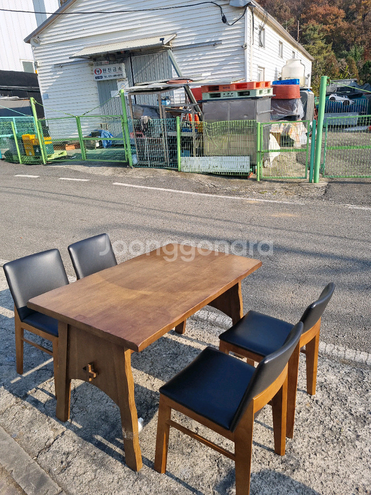 4인 원목테이블 의자세트--4