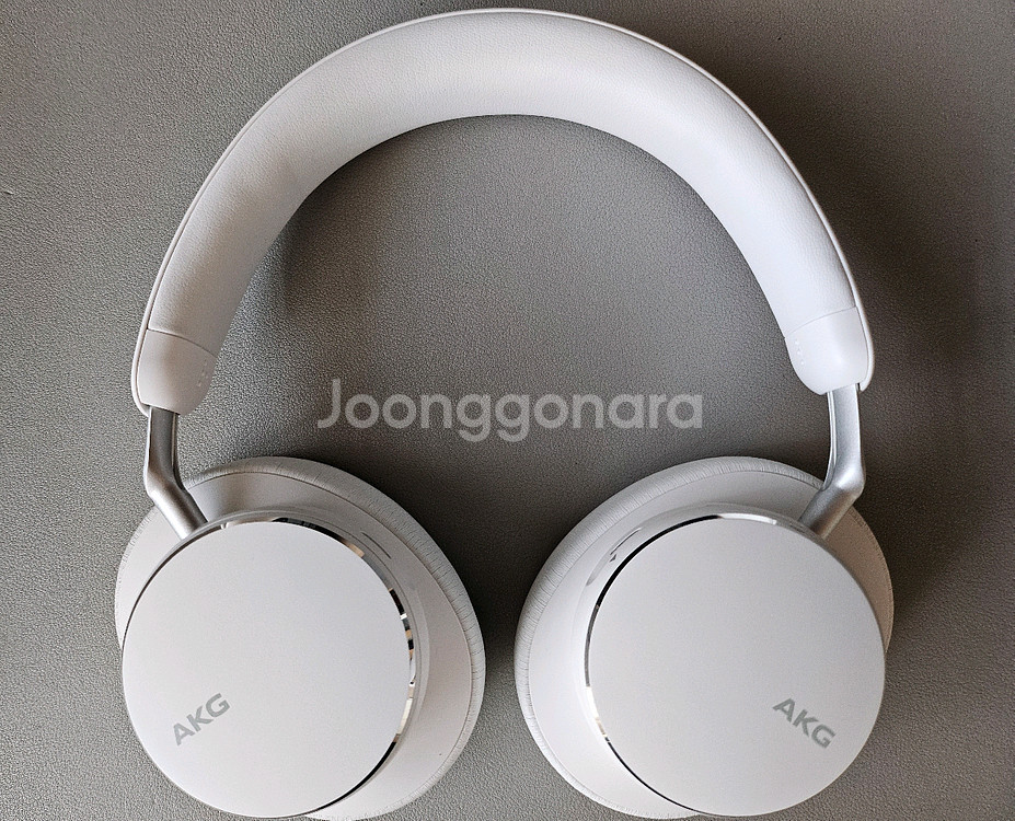 AKG N9 화이트 헤드폰 풀박스--0
