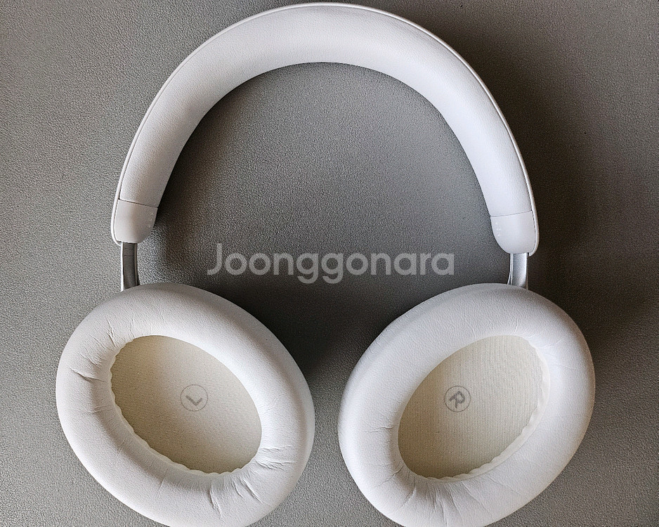 AKG N9 화이트 헤드폰 풀박스--1