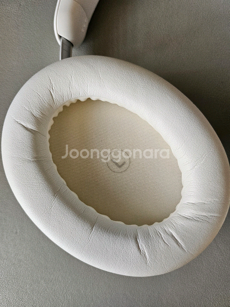 AKG N9 화이트 헤드폰 풀박스--3