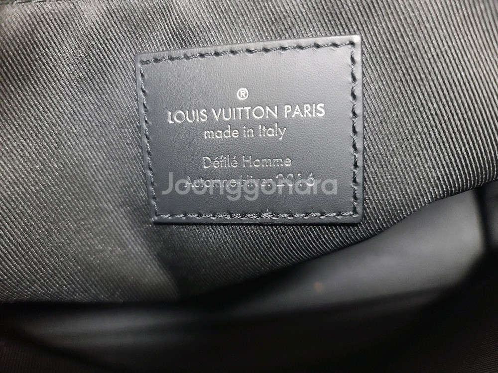 루이비통 보야제 메신저백 pm 크로스백 바디백 바이커백--5