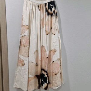 코스 X Stephen Doherty 플로럴 맥시스커트