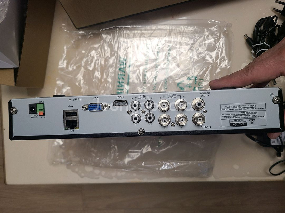 매장용 S급 캠플러스 200만화소 돔 CCTV 카메라 4채널 팝니다--3