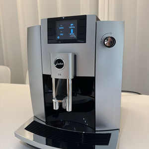 유라 커피머신 JURA E6 커피머신