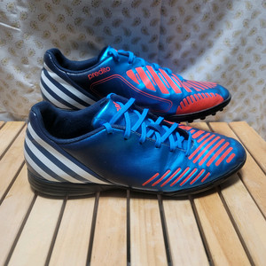 아디다스 프레데터 풋살화 275-280