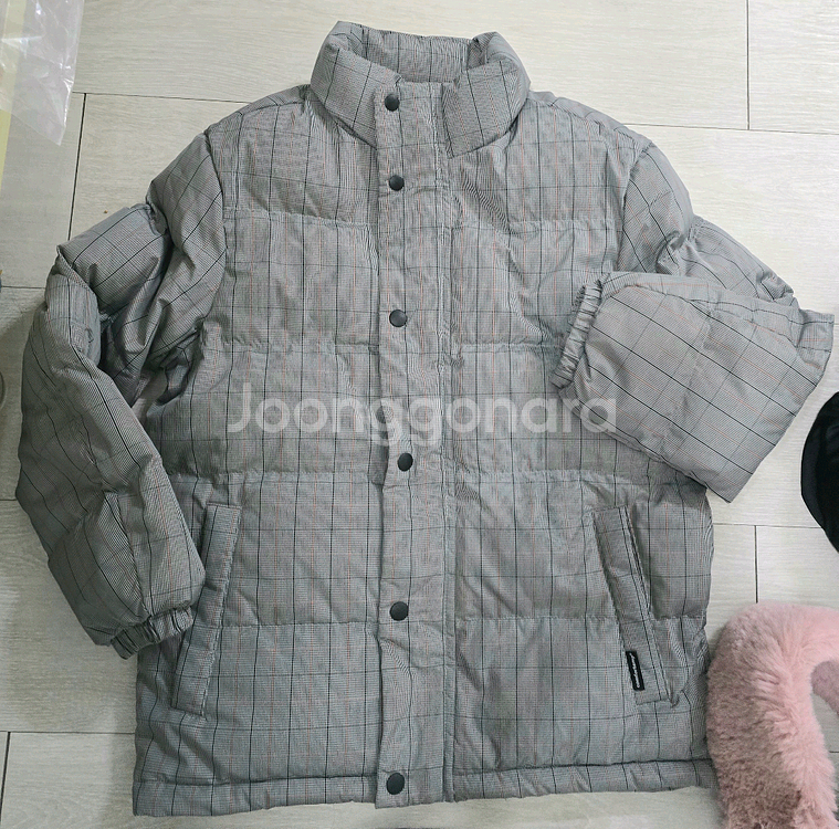 여아옷140-150사이즈 (다운패딩/바지/치마) 17벌 새옷포함 일괄5만원!--1