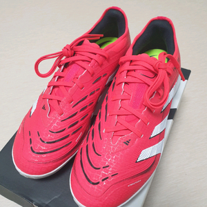 아디다스 프레데터 프로 TF (240)