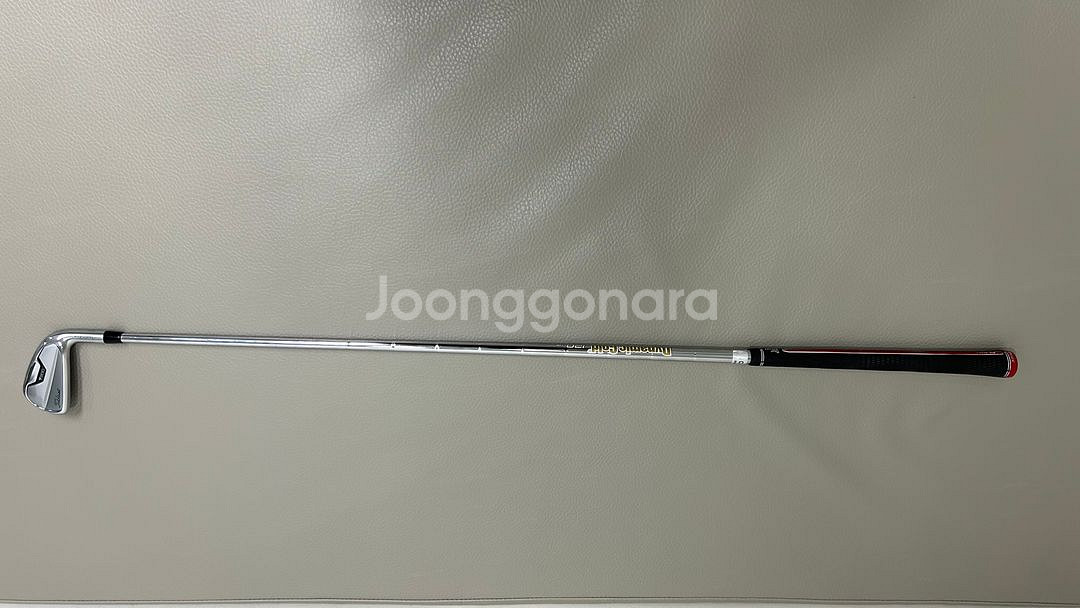 타이틀리스트 T200 4번 아이언 판매합니다.--1