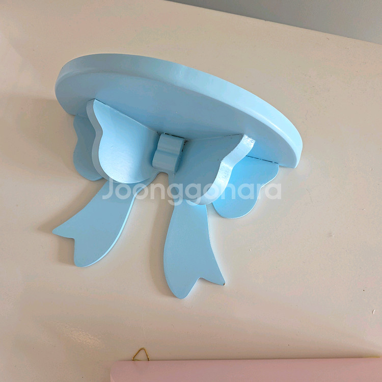 파스텔톤 솜사탕컬러 귀여운 리본모양 예쁜 나무선반 인형거치대진열대 보관함--5