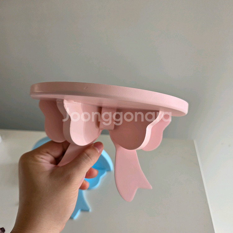 파스텔톤 솜사탕컬러 귀여운 리본모양 예쁜 나무선반 인형거치대진열대 보관함--6