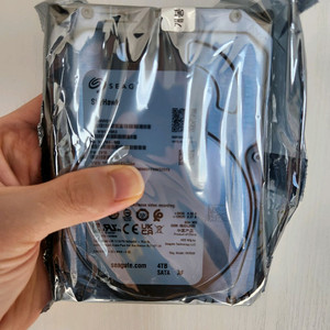 시게이트 4테라 4TB HDD 미개봉 새상품 하드디스크 팝니다