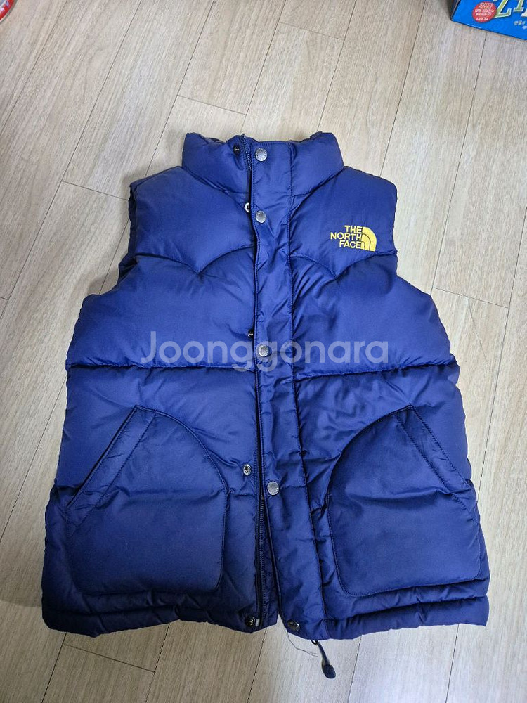 키즈 노스페이스 패딩조끼 130사이즈(6세~7세)--0