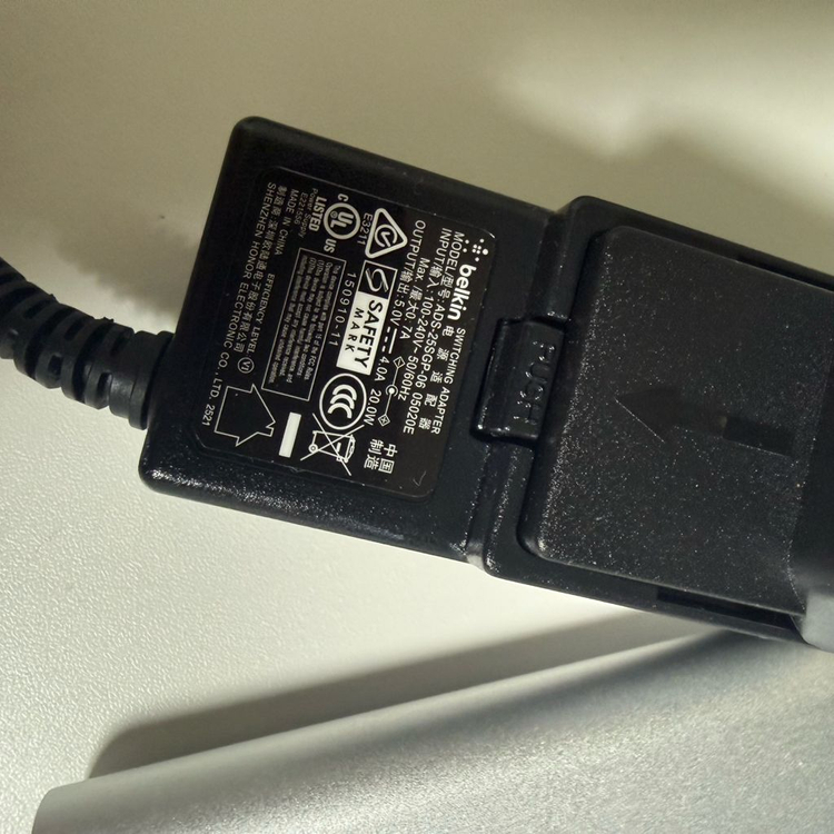 벨킨 허브 독 외부 전원 어댑터 이미지