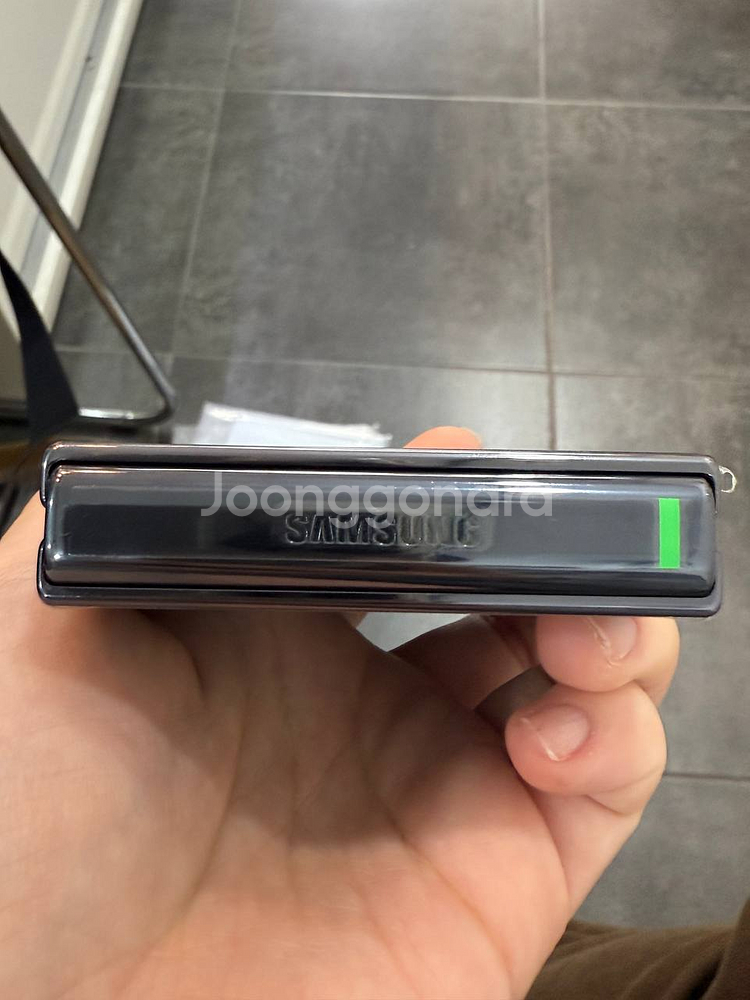 센터올수리)갤럭시Z플립4 그라파이트 256GB--4