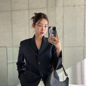 아바몰리 슬림 웨이스트 자켓 (AVA MOLLI)SLIM WAIST DARTS Jacket