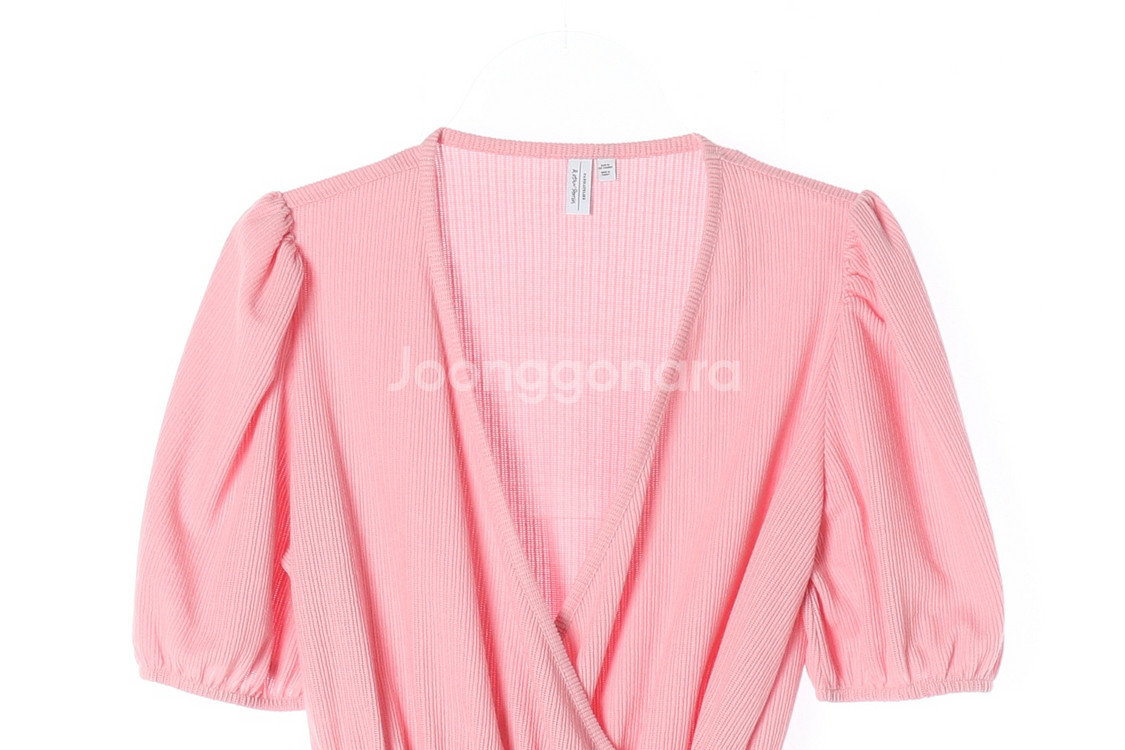 [M]앤아더스토리즈 핑크 퍼프 반팔 랩 캉캉 미니 원피스 드레스--1