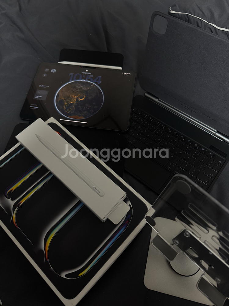 아이패드 M4 11 PRO + 애플펜슬PRO + 매직키보드외 케이스 거치대--0