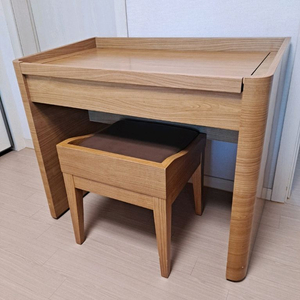 [한샘 화장대] 한샘 원목 수납형 화장대(의자포함) 팔아요