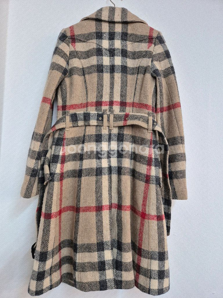 버버리 브릿 체크 벨티드 코트--6