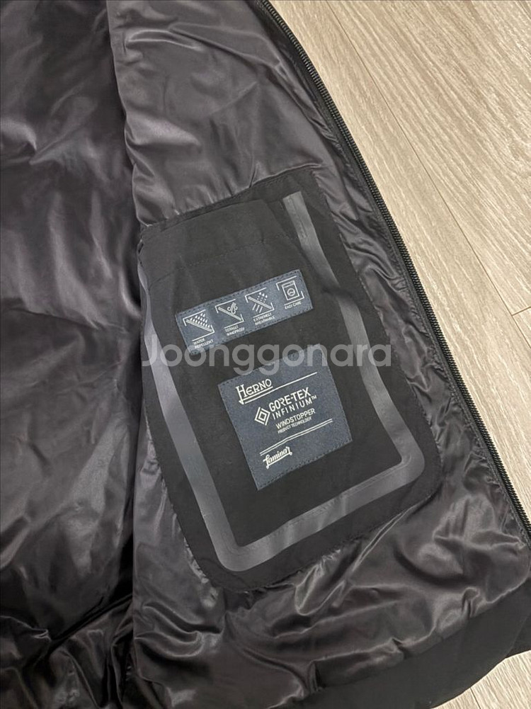 에르노 남성 조끼 베스트 블랙 패딩 새것 사이즈100--7