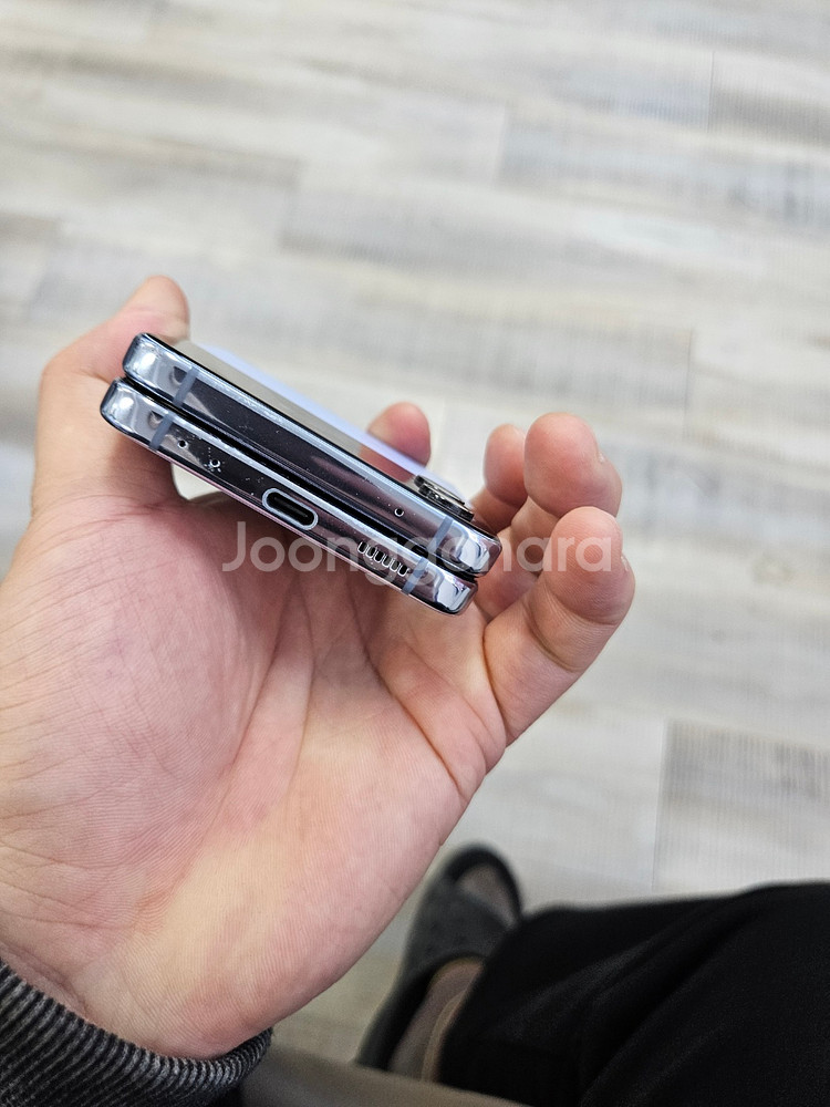 실사진 삼성 갤럭시Z플립4 블루 판매 중고폰--3