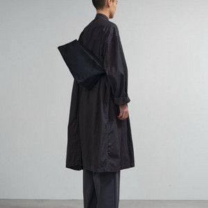 그라프페이퍼 블랭코브 크로스백