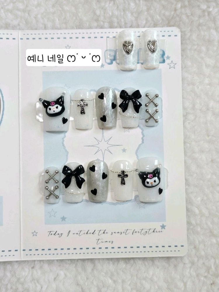 [수제네일팁] 쿠로미 크롬 네일팁 이미지