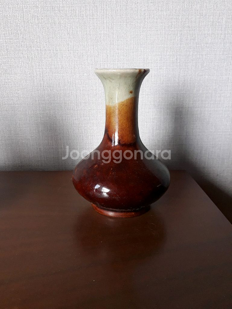 전통 도자기 꽃병--0