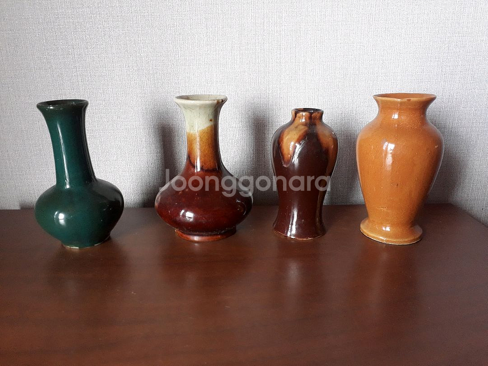 전통 도자기 꽃병--3