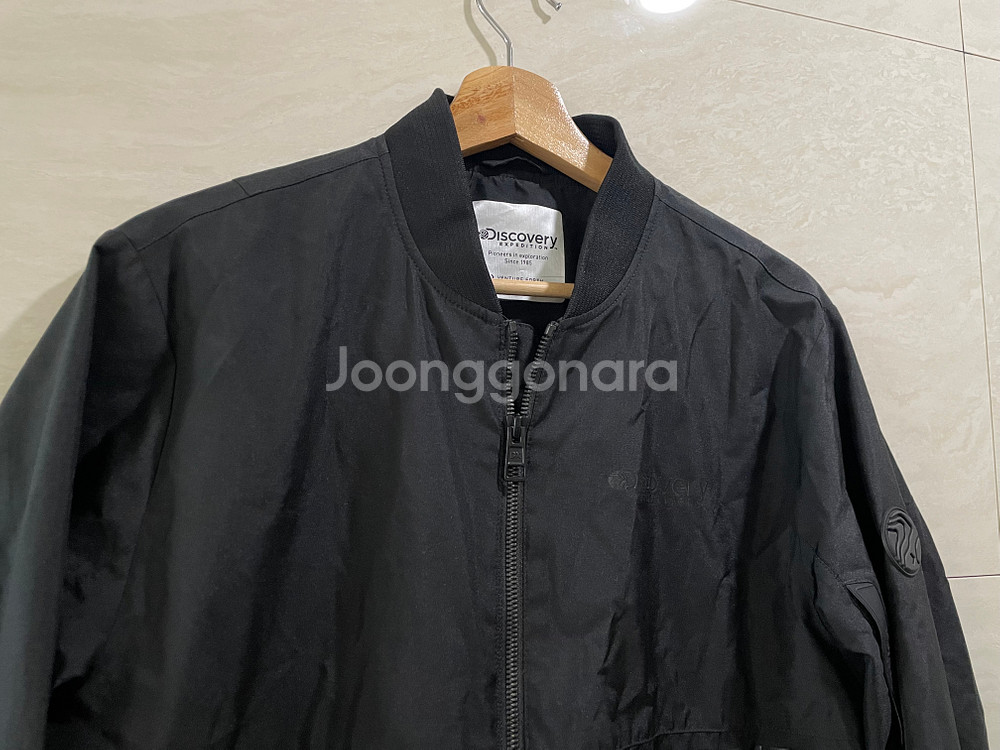 디스커버리 남성 봄버 자켓--1
