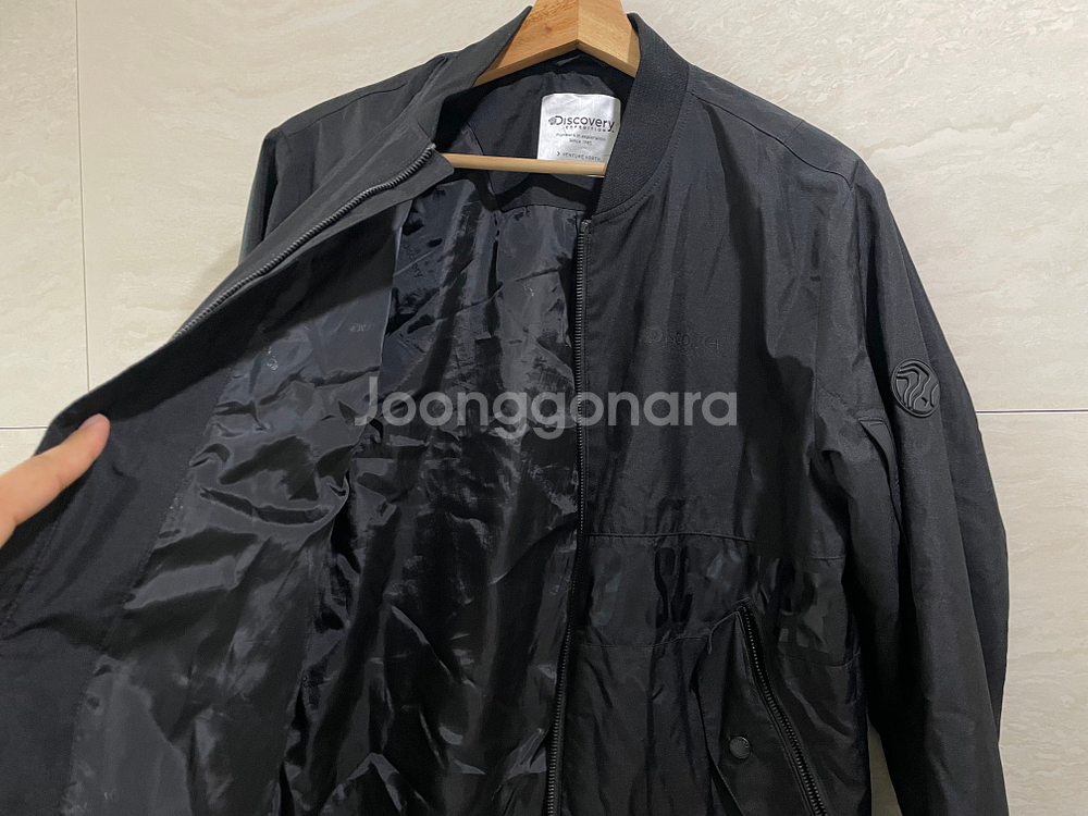 디스커버리 남성 봄버 자켓--6