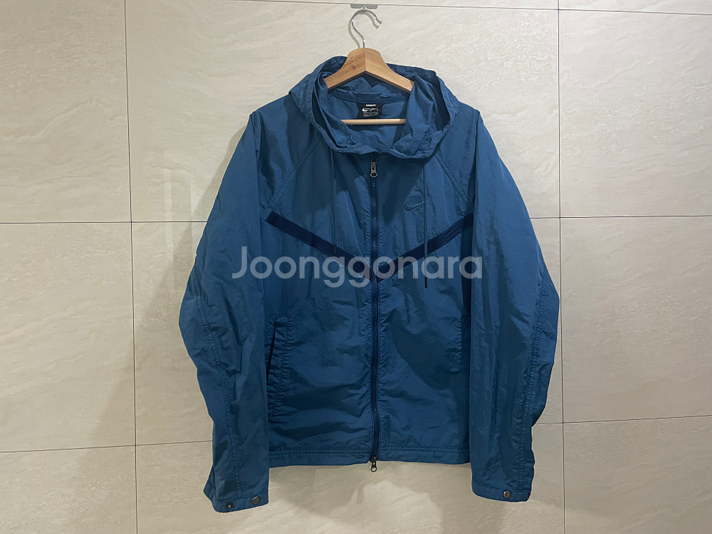 나이키 / 윈드러너, 바람막이, 남성자켓 / M(100-103) / 3만 5천원--0