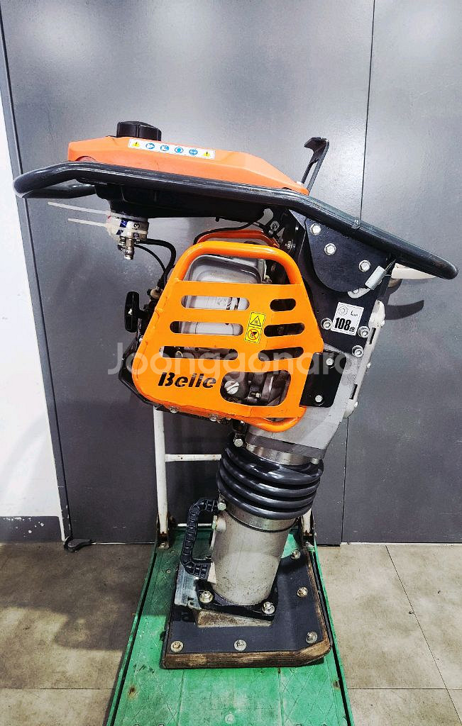 람마기 땅다짐기--1