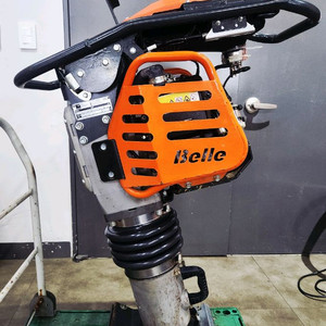 람마기 땅다짐기