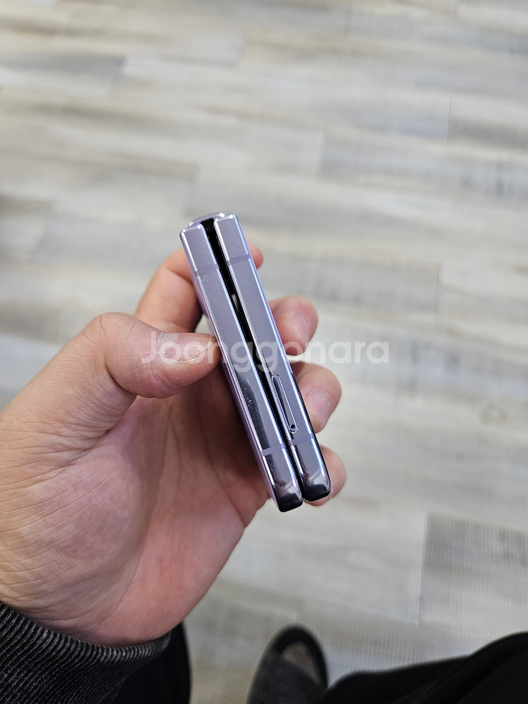 실사진 삼성 갤럭시Z플립4 판매 중고폰--2