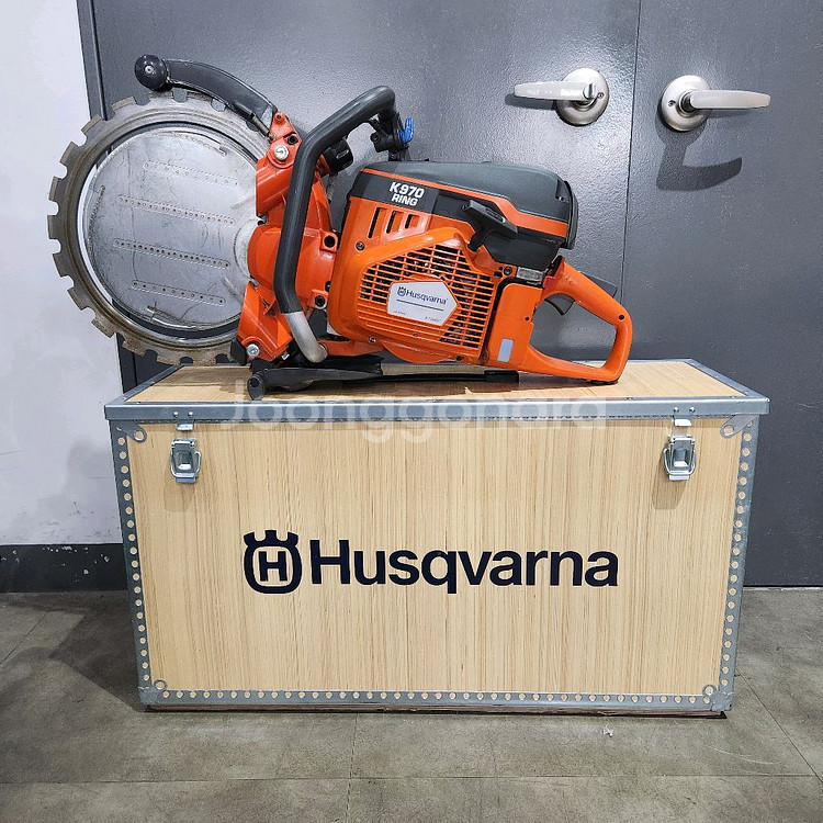 허스크바나 링쏘 콘크리트 벽면절단기 K970입니다--1