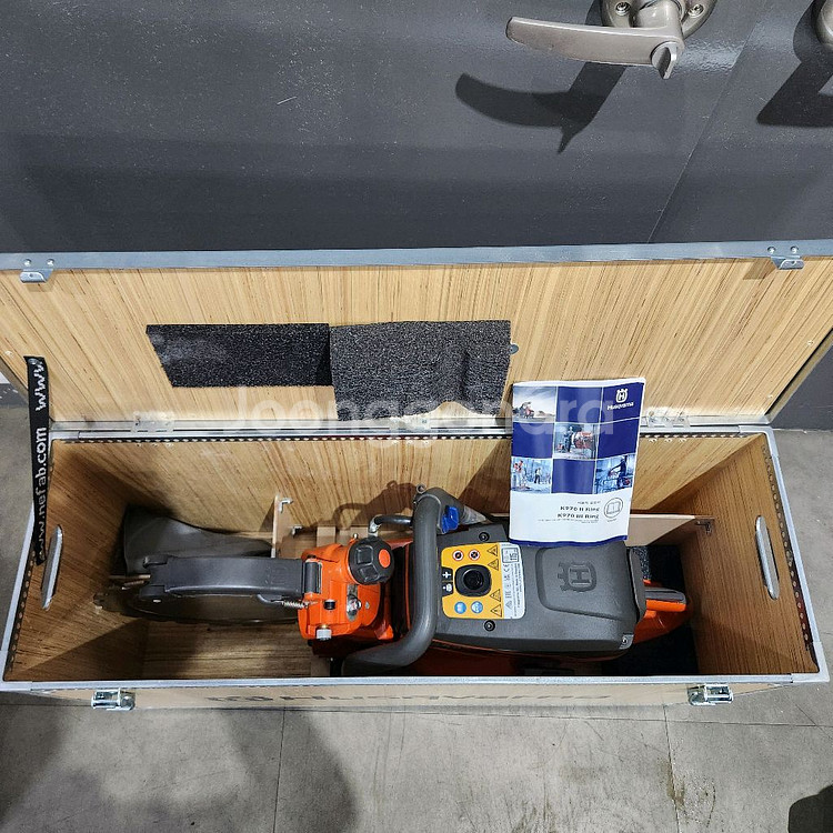 허스크바나 링쏘 콘크리트 벽면절단기 K970입니다--0