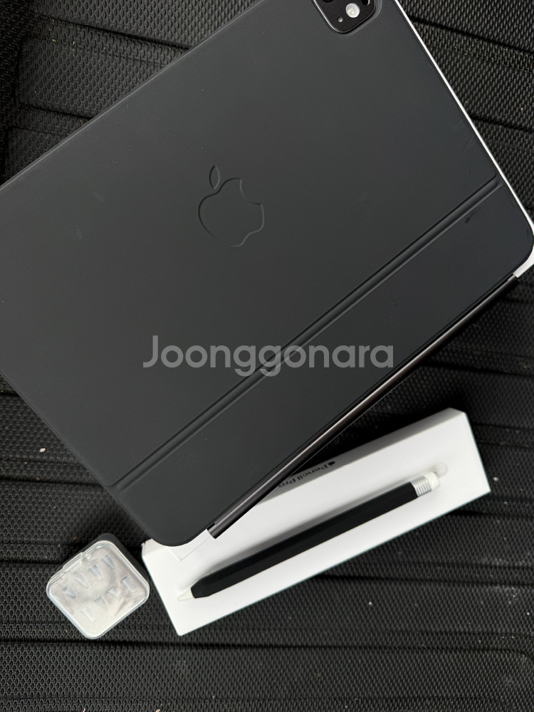 아이패드 프로 11인치 m4 256기가 실버 애플펜슬,매직키보드--0