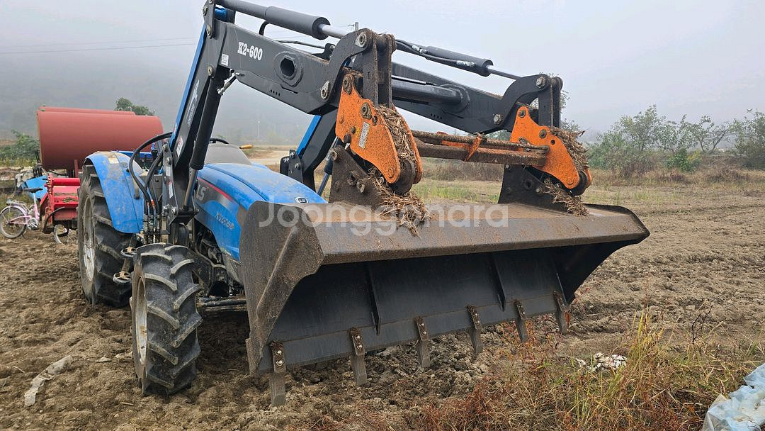 LS트랙터 xu6168(68.9마력)--1