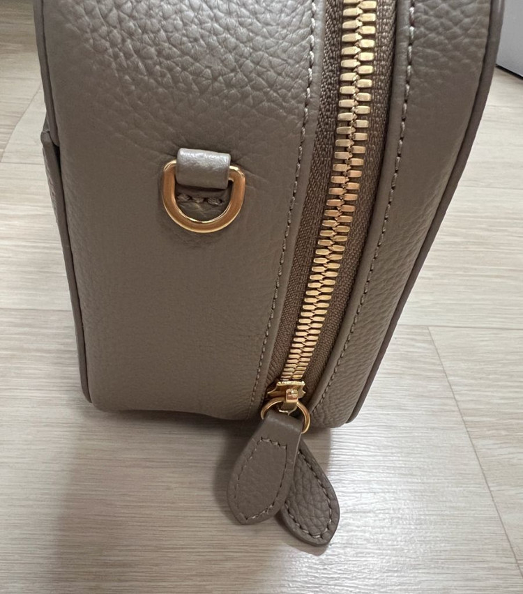 [새상품]드메리엘 크로스백 판매합니다~ 이미지