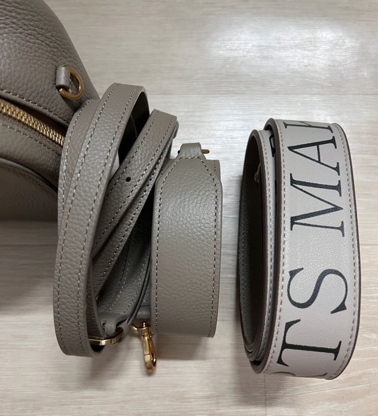 [새상품]드메리엘 크로스백 판매합니다~ 이미지