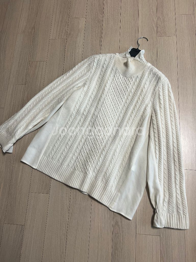 한섬 시스템 SYSTEM 백셔링 울100% 케이블 니트 배색 블라우스 티셔츠 프릴 하이넥 폴라--3