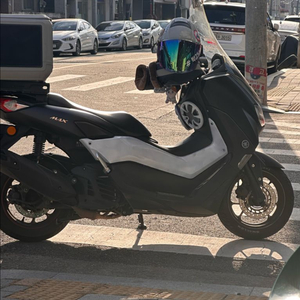 야마하 NMAX125 스쿠터 이미지