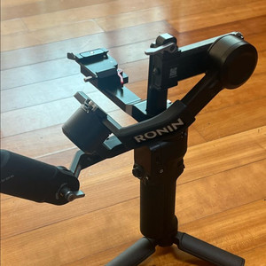 짐벌 DJI RS3 mini + 액세서리 두개 + 가방