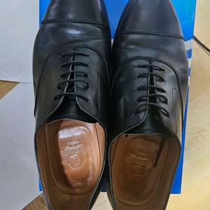 금강 헤리티지 리갈 맨하탄 7001 사이즈 255 팔아요