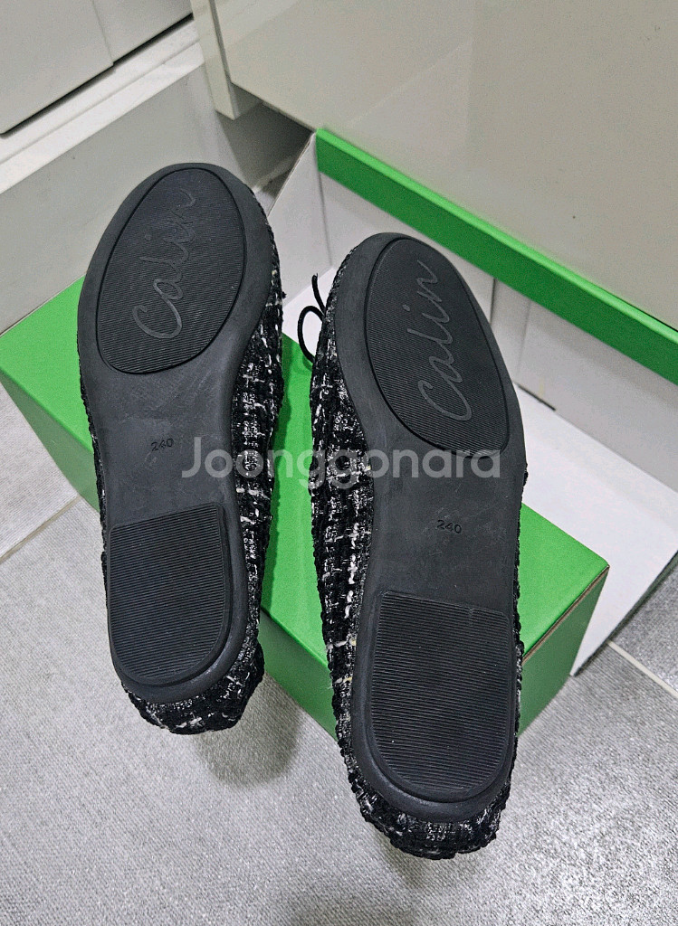 (새상품)꺌랑 트위드 플랫 블랙 240--2